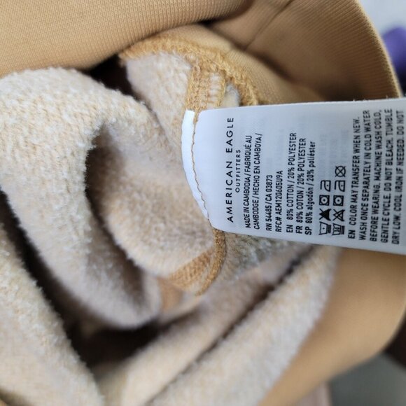 American Eagle Yellow Tiger Graphic Women's Longsleeve Sweater Top | Size M - Picture 3 of 7